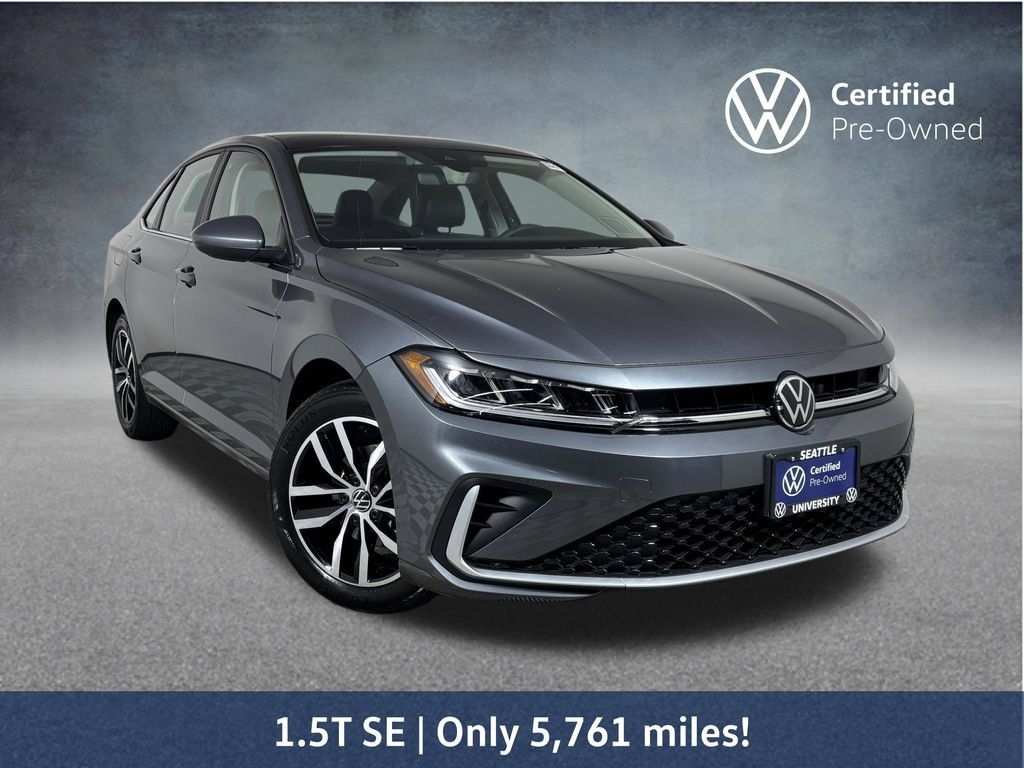 Used 2025 Volkswagen Jetta SE w/ Sunroof Package FWD 360° Tour