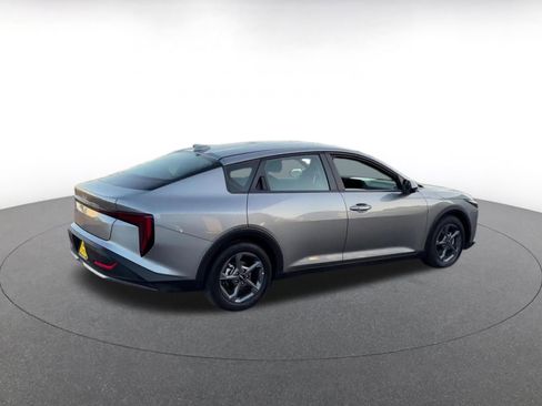 Used 2025 Kia K4 FWD image 14