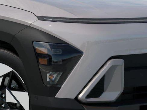 Used 2026 Hyundai Kona SEL Sport FWD image 9
