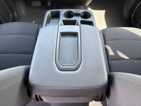 Used 2025 Chevrolet Silverado 1500 LT AWD/4WD image 15