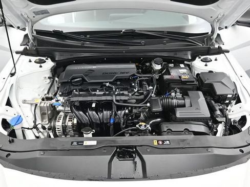 Used 2026 Hyundai Elantra Sport FWD image 33