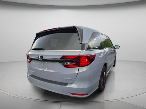 Used 2023 Honda Odyssey Sport image 6