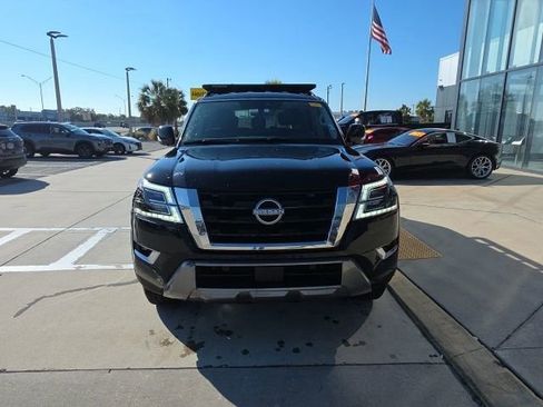 Used 2021 Nissan Armada SV w/ SV Appearance Package image 9