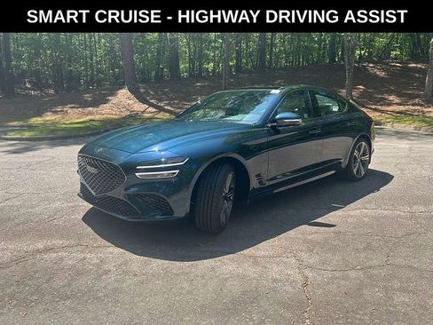 Used 2025 Genesis G70 2.5T w/ Sport Prestige Package image 3