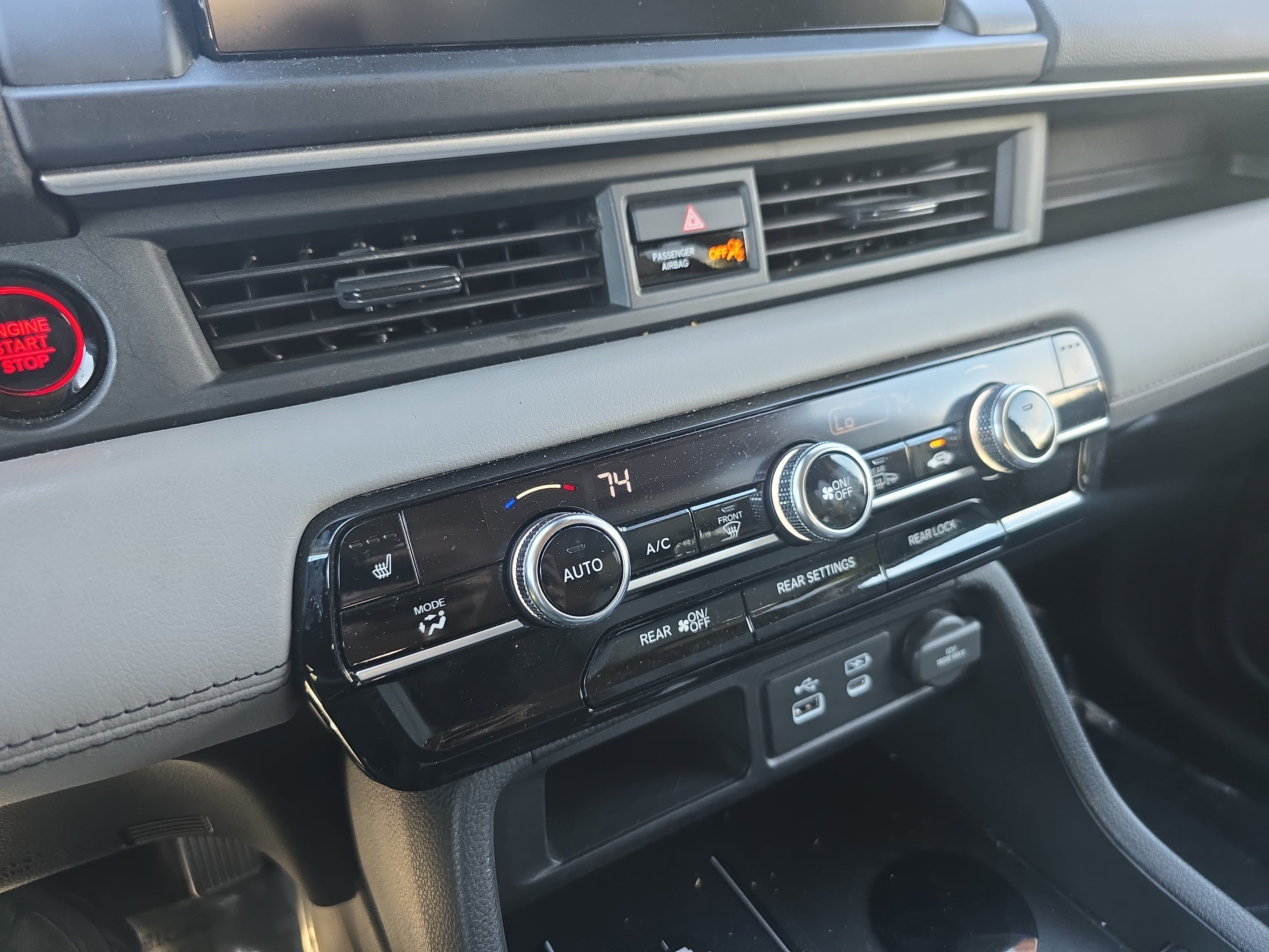 Used 2024 Honda Pilot Touring image 24