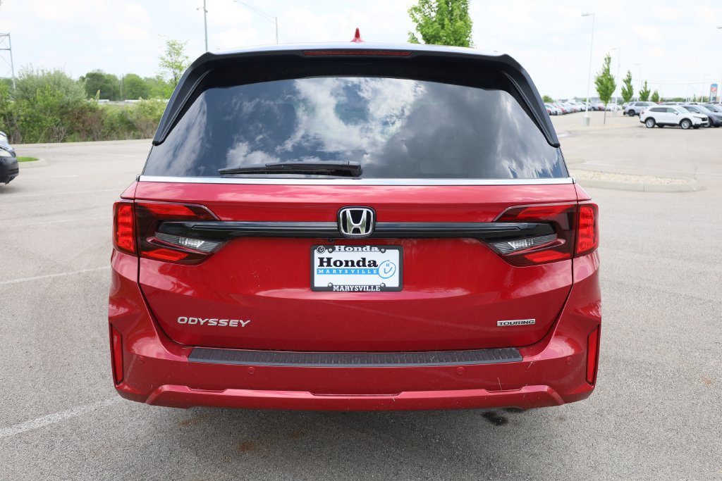New 2027 Honda Odyssey Touring image 5