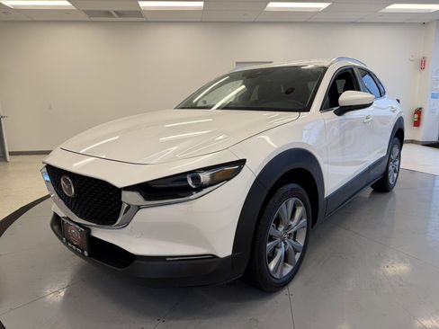 Used 2023 MAZDA CX-30 AWD 2.5 S w/ Preferred Package image 3