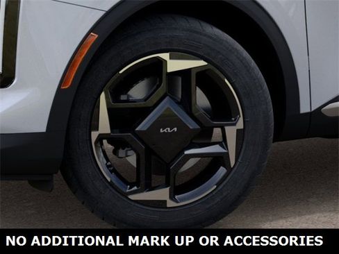 New 2026 Kia Sportage EX image 9