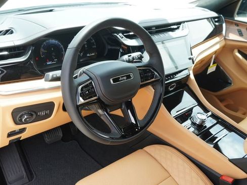 New 2026 Jeep Grand Cherokee Summit AWD/4WD image 18