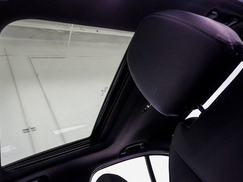 Used 2024 BMW 330i xDrive Sedan image 19