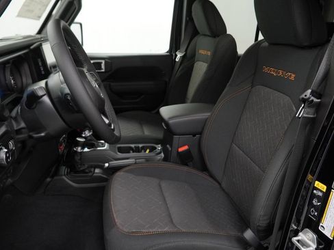 New 2026 Jeep Gladiator Mojave w/ Safety Group image 15