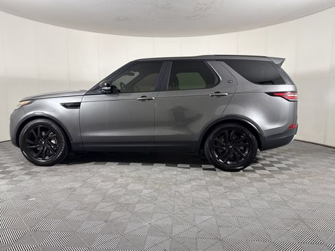 Used 2019 Land Rover Discovery HSE AWD/4WD image 2