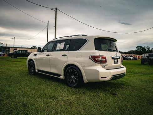 Used 2020 Nissan Armada Platinum w/ Captain's Chairs Package RWD image 7