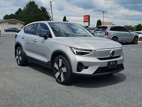 Used 2023 Volvo C40 P8 Recharge Ultimate AWD/4WD image 1