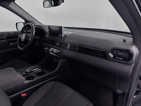 Certified 2023 Honda Pilot Sport image 28