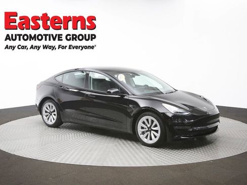 Used 2023 Tesla Model 3 Standard Range image 43