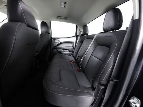 Used 2021 Chevrolet Colorado LT AWD/4WD image 17