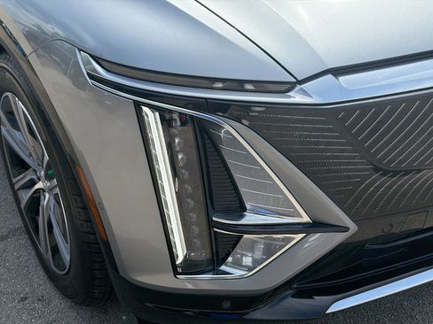 Used 2024 Cadillac Lyriq Luxury image 35