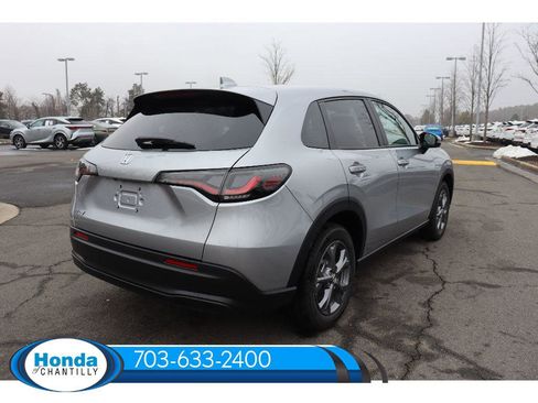 New 2026 Honda HR-V LX image 7