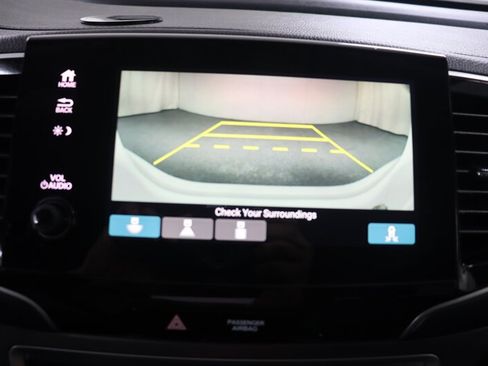 Used 2020 Honda Pilot EX image 12