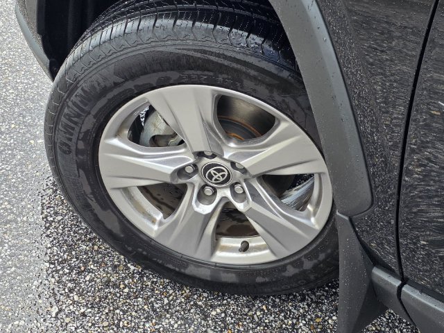 Used 2023 Toyota RAV4 XLE w/ Convenience Package FWD image 33