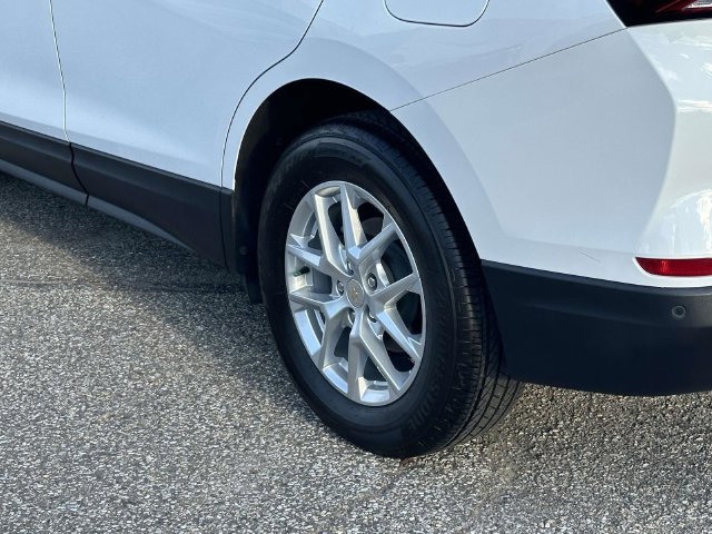 Certified 2024 Chevrolet Equinox LS w/ Driver Confidence II Package AWD/4WD image 30