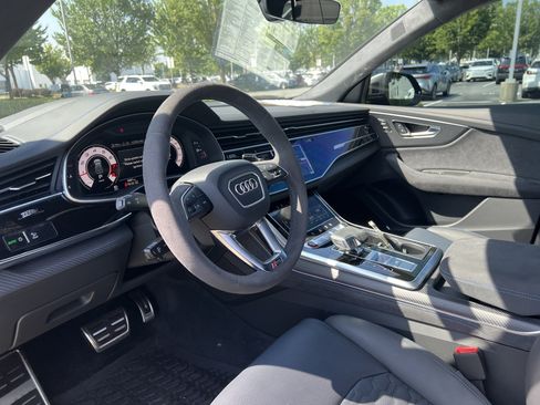 Used 2026 Audi RS Q8 performance AWD/4WD image 17