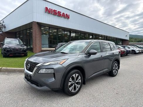 Used 2022 Nissan Rogue SV AWD/4WD image 1