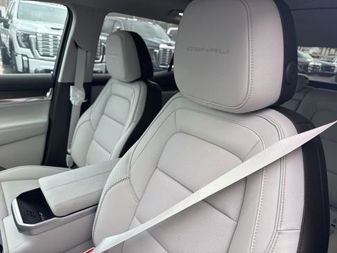 New 2026 GMC Terrain Denali w/ LPO, Floor Liner Package image 14