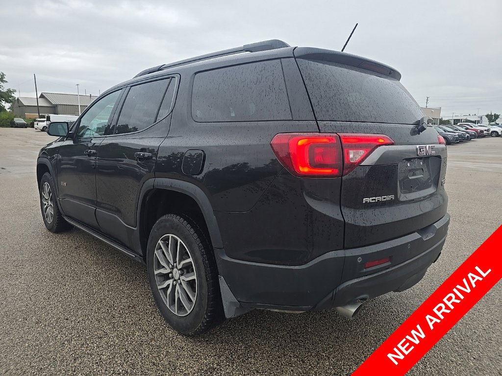 Used 2018 GMC Acadia SLE w/ Driver Alert Package I AWD/4WD image 4