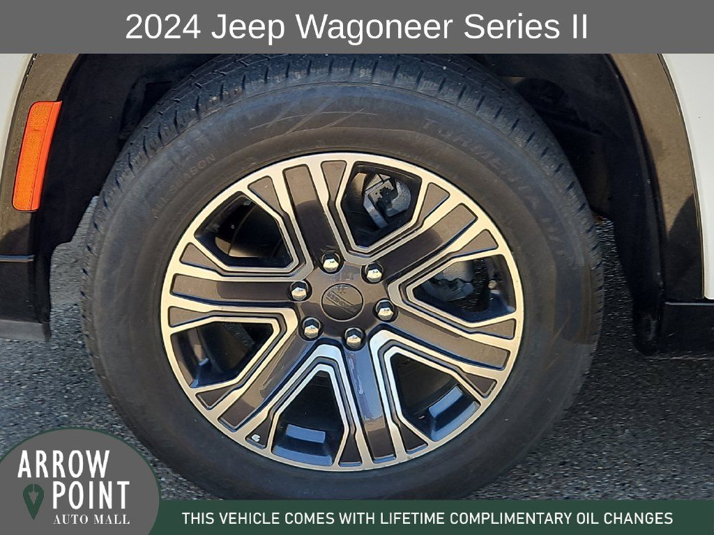 Used 2024 Jeep Wagoneer Series II w/ Flexible Seating Group RWD image 16