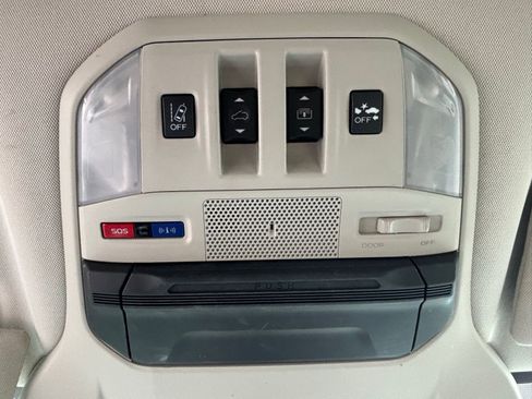 Used 2019 Subaru Ascent Limited AWD/4WD image 13