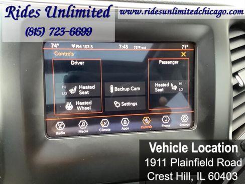 Used 2019 Jeep Cherokee Latitude Plus w/ Comfort/Convenience Group FWD image 28
