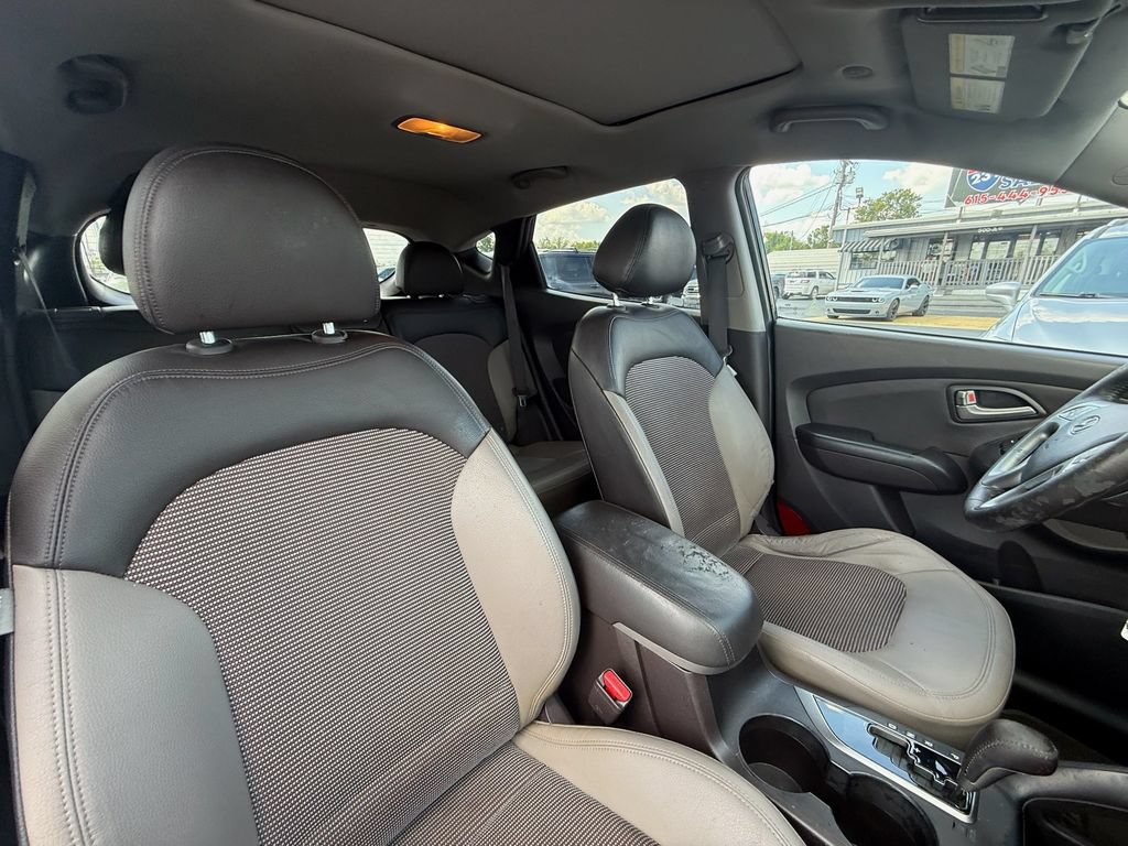 Used 2010 Hyundai Tucson GLS w/ Popular Equipment Pkg 2 FWD image 22
