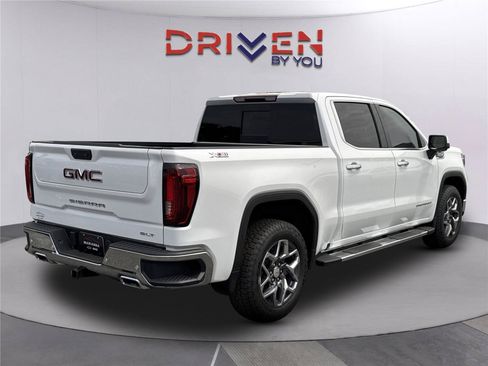 New 2026 GMC Sierra 1500 SLT w/ SLT Premium Plus Package AWD/4WD image 4