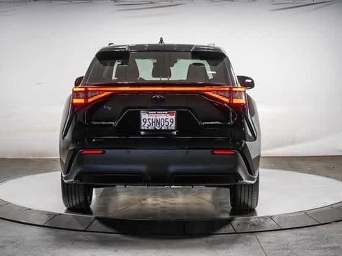 Certified 2025 Toyota bZ4X AWD image 4