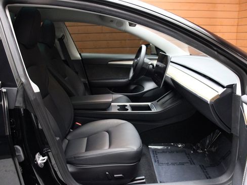 Used 2023 Tesla Model 3 Standard Range image 24