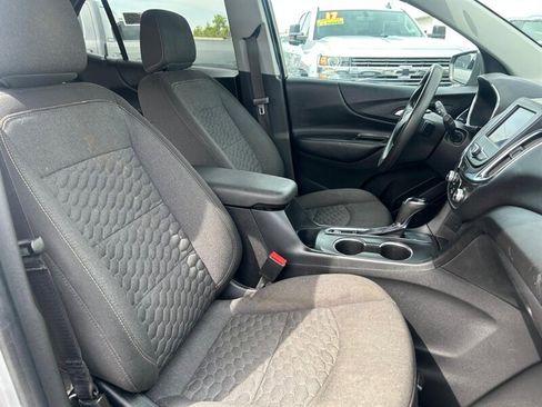 Used 2020 Chevrolet Equinox LT FWD image 26