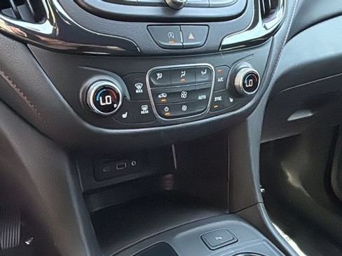Used 2024 Chevrolet Equinox RS w/ RS Leather Package FWD image 31