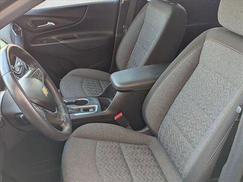 Used 2022 Chevrolet Equinox LT image 15