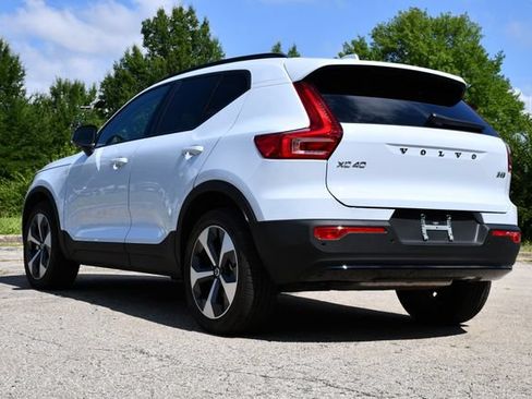 Used 2026 Volvo XC40 B5 Plus AWD/4WD image 5