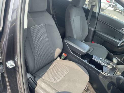 Used 2026 Kia Sportage LX FWD image 40