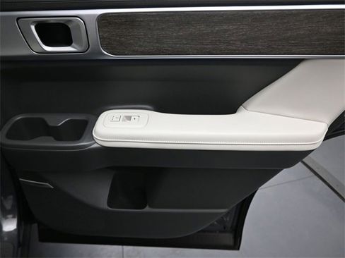 Used 2024 Hyundai Santa Fe Limited image 26