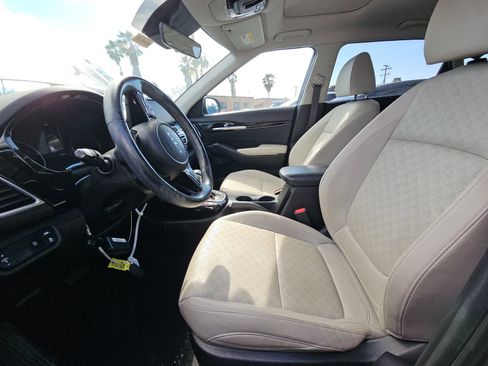 Used 2022 Kia Seltos EX AWD/4WD image 11