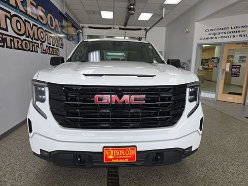 Used 2026 GMC Sierra 1500 Elevation AWD/4WD image 2