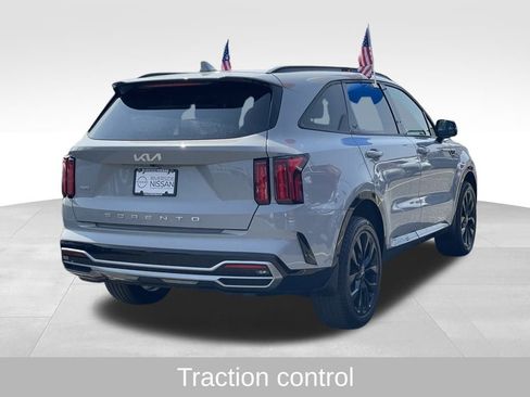 Used 2022 Kia Sorento SX image 5