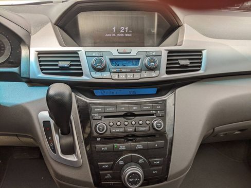 Used 2013 Honda Odyssey Touring image 18