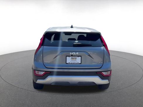 Used 2026 Kia Niro LX FWD image 11