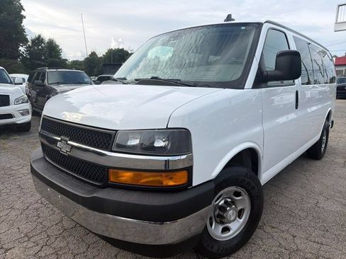 Used 2019 Chevrolet Express 3500 LT w/ LT Preferred Equipment Group RWD image 1