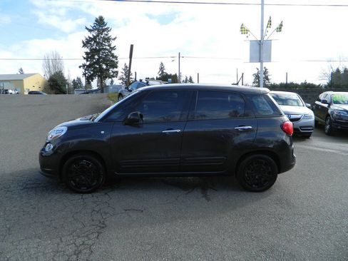 Used 2014 FIAT 500L Pop image 5